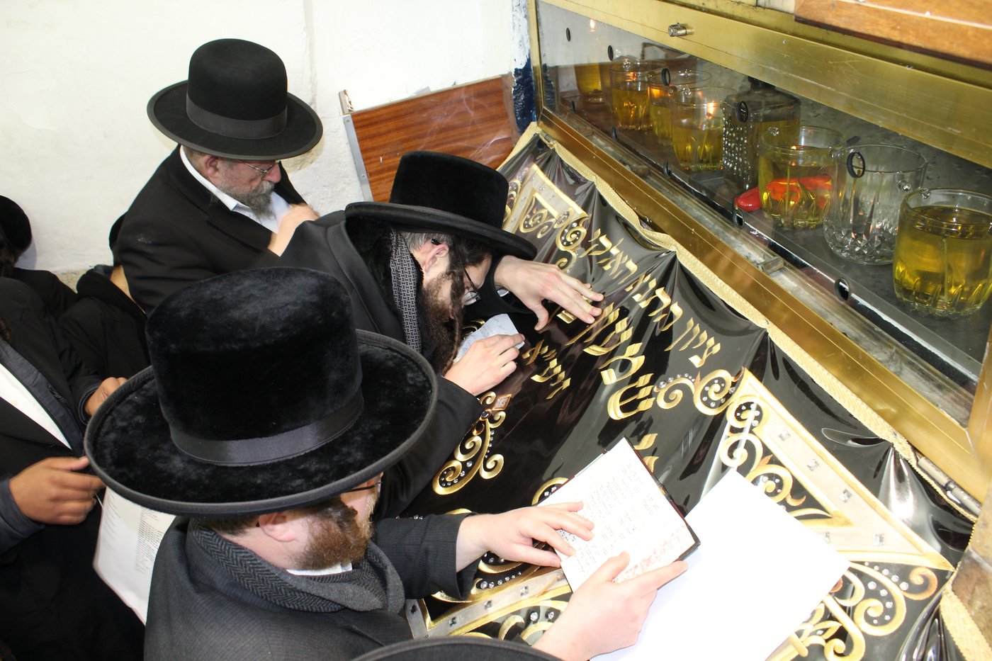 האדמו"ר מישועות יעקב סקולען במירון