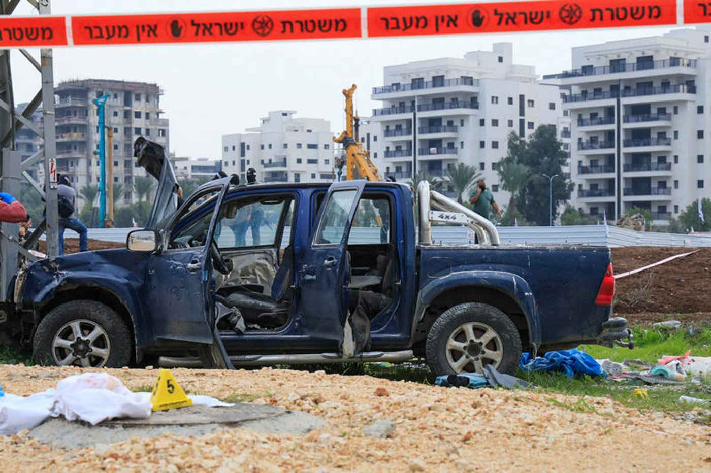 רכבו של המחבל בפיגוע הנורא