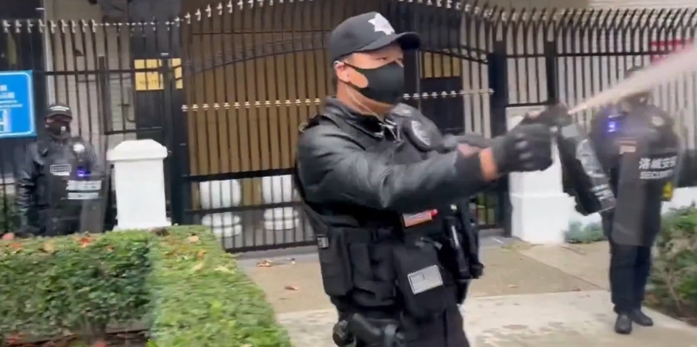 התקרית בפתח השגרירות הסינית