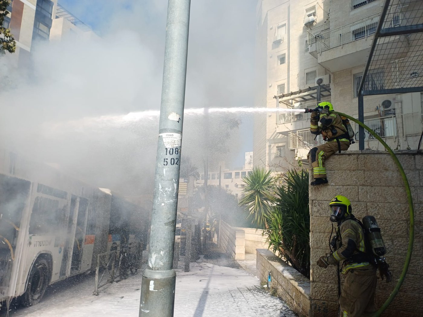 שריפת האוטובוס ברחוב ירמיהו בירושלים