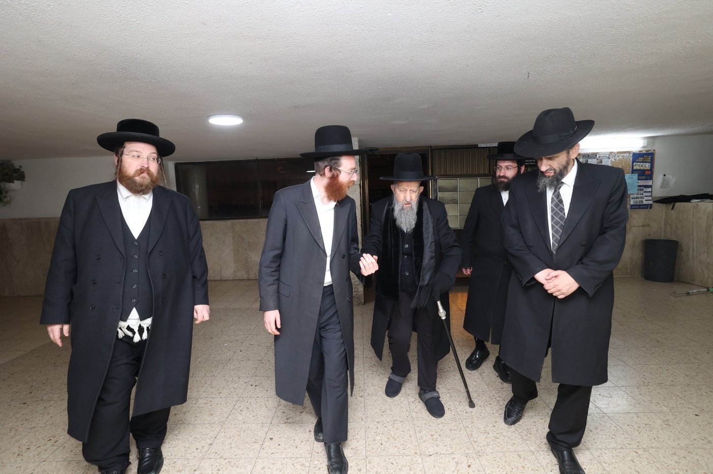 הגרב"צ מוצפי בביקור אצל הגר"מ שטרנבוך