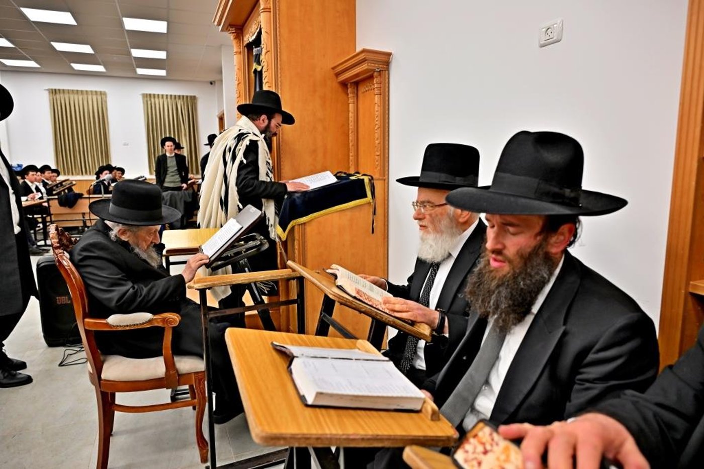 הגר"ד לנדו בחנוכת הבית לישיבת הר"ן