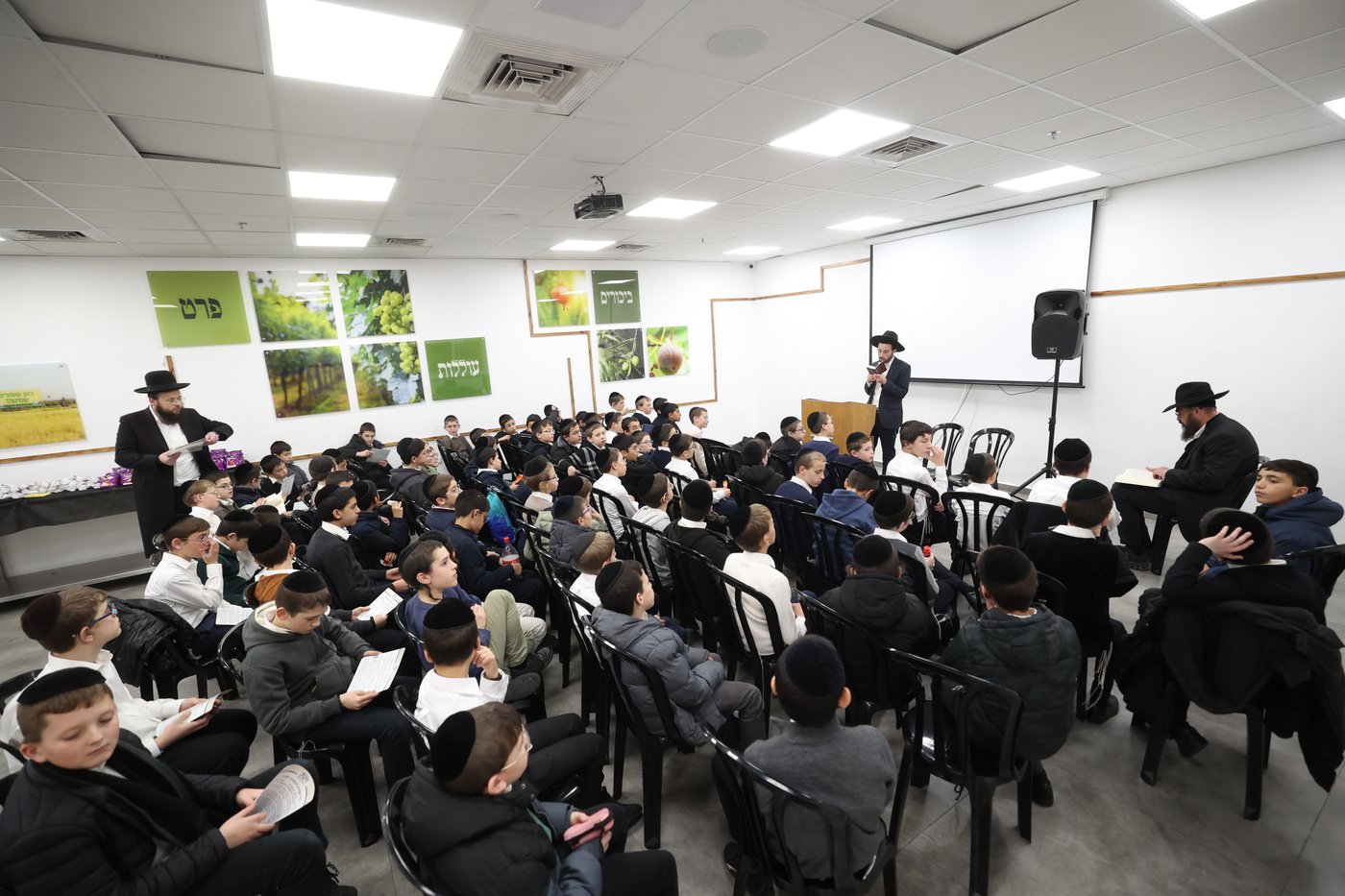 סיום סדר מועד בקהילת מבקשי ה'