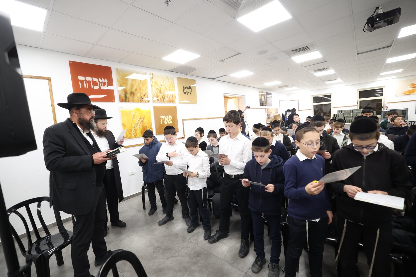 סיום סדר מועד בקהילת מבקשי ה'