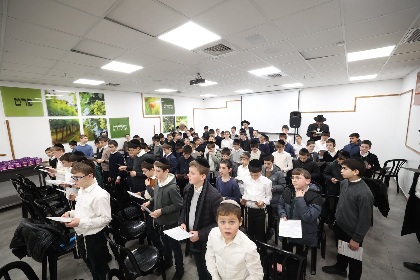 סיום סדר מועד בקהילת מבקשי ה'