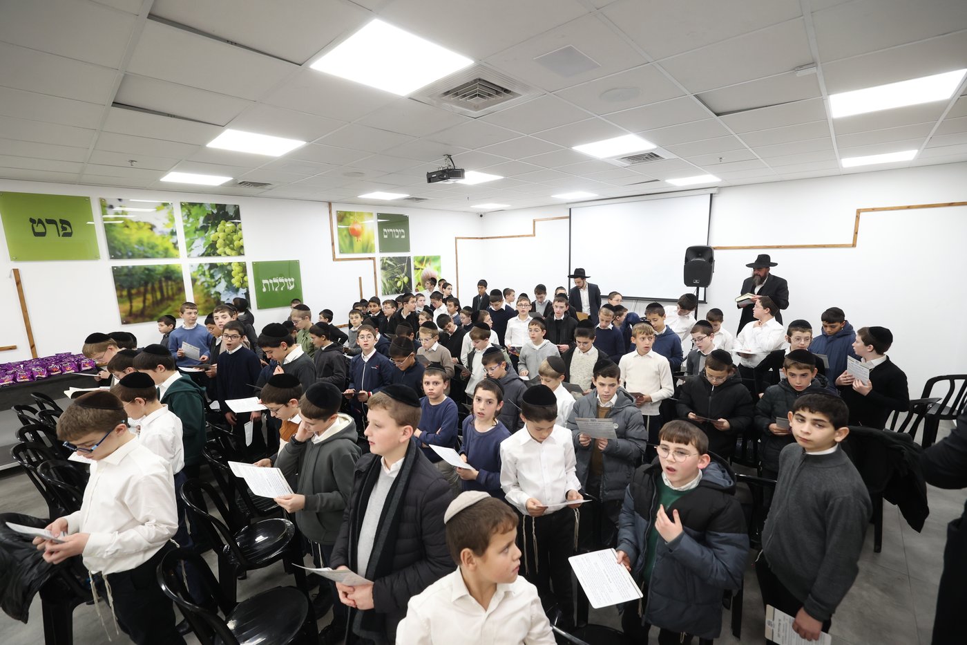 סיום סדר מועד בקהילת מבקשי ה'