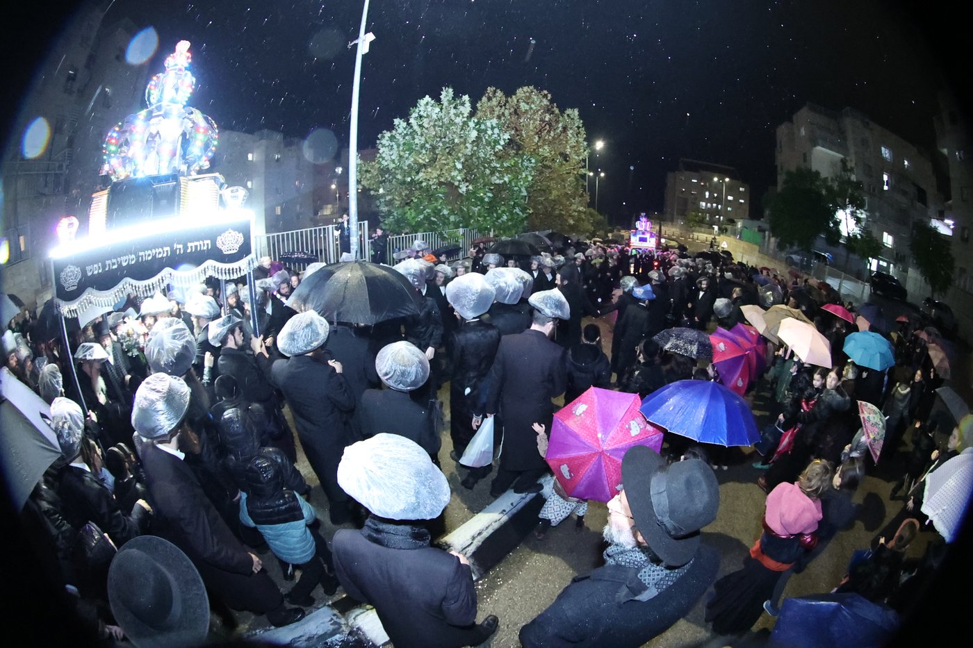 הכנסת ס"ת לע"נ האברך ר' מרדכי יואל פעקעטע זצ"ל