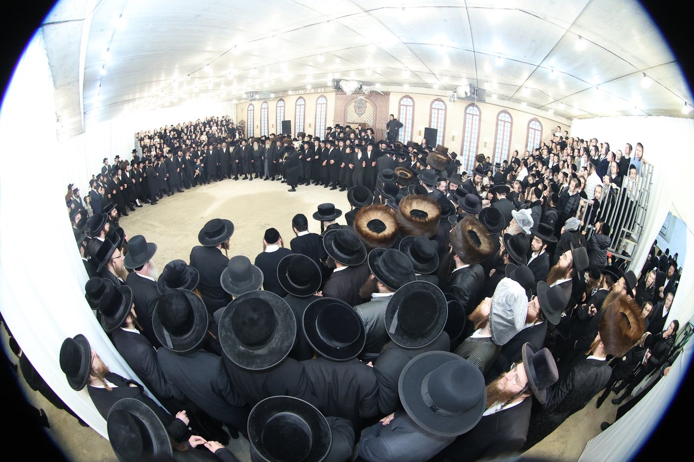 הכנסת ס"ת לע"נ האברך ר' מרדכי יואל פעקעטע זצ"ל