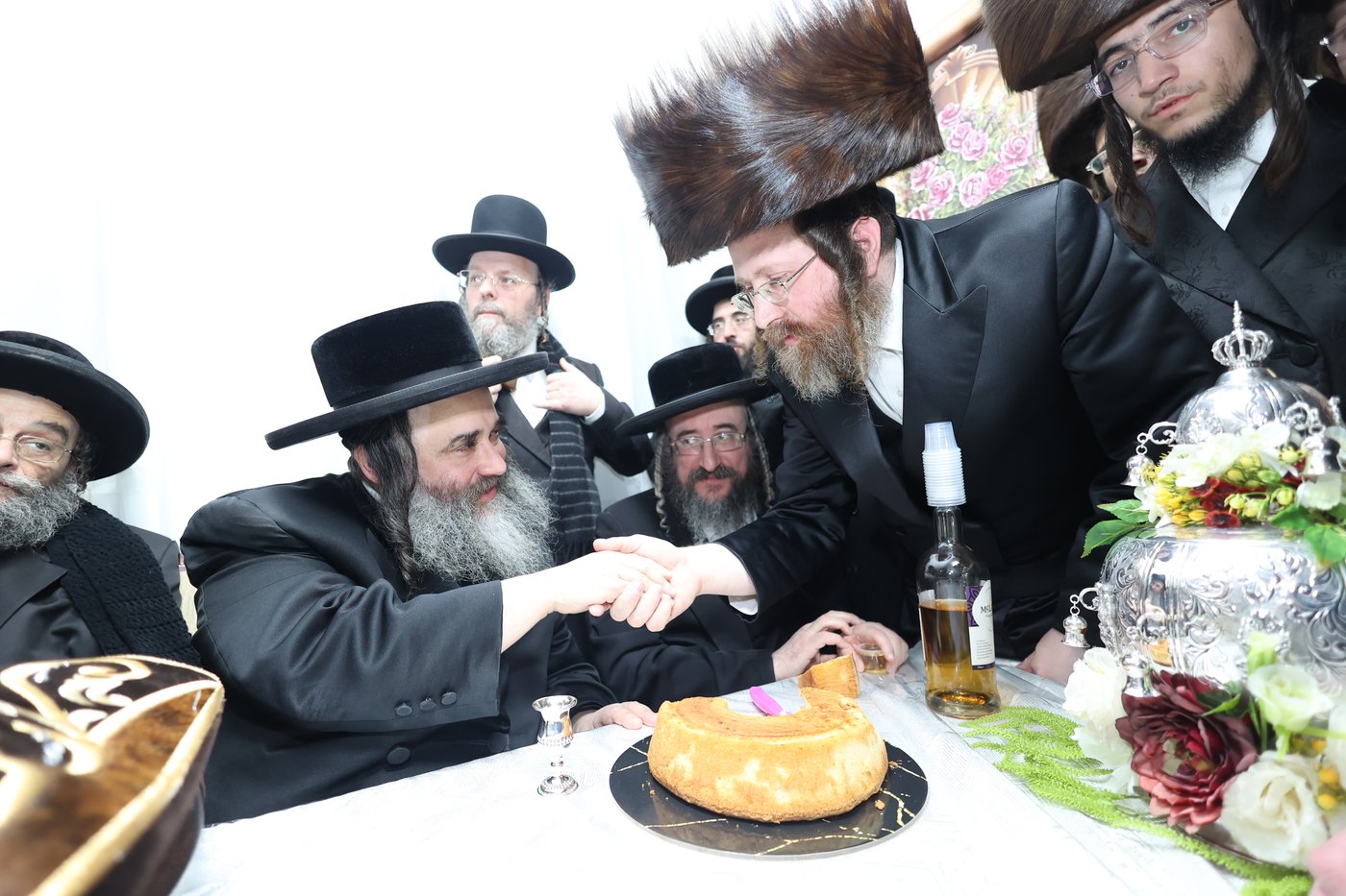 הכנסת ס"ת לע"נ האברך ר' מרדכי יואל פעקעטע זצ"ל