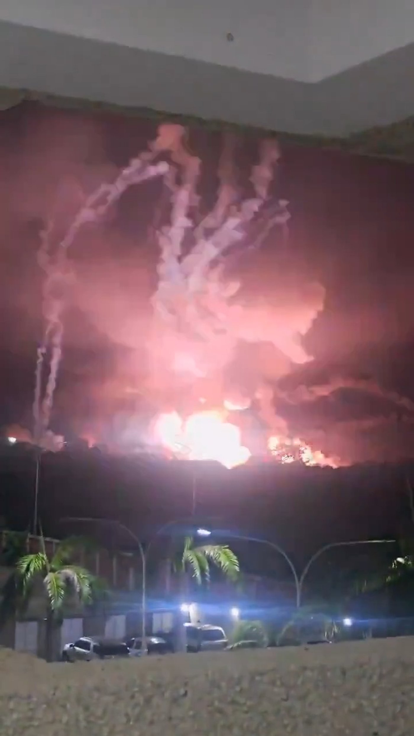 הפצצה שהוטלה על קראקס