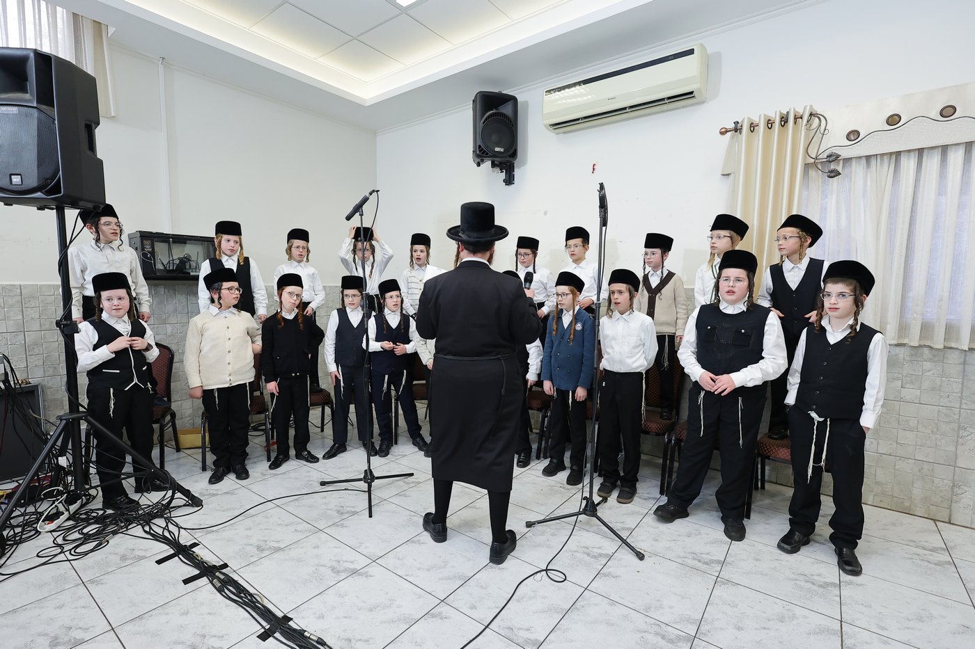 חומש סעודה בת"ת בעלזא בהר יונה