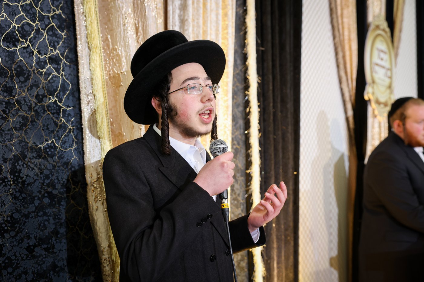 תחילת ימי השובבי"ם בערלוי