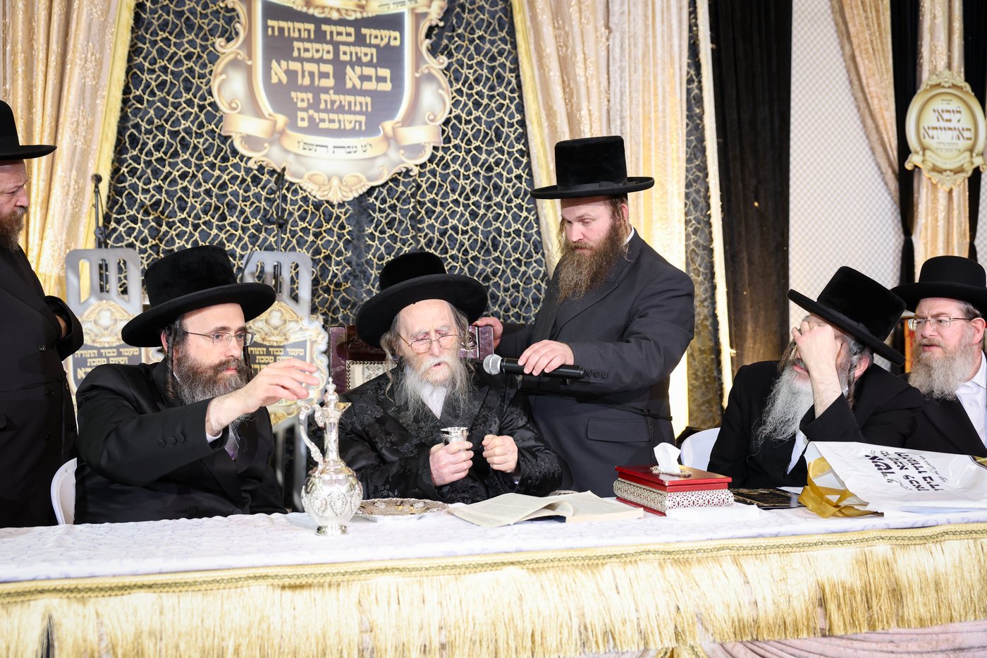 תחילת ימי השובבי"ם בערלוי