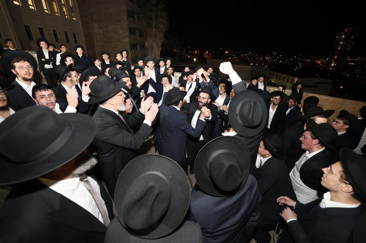 קבלת פנים לאסיר עולם התורה הבחור מיכאל אטלן