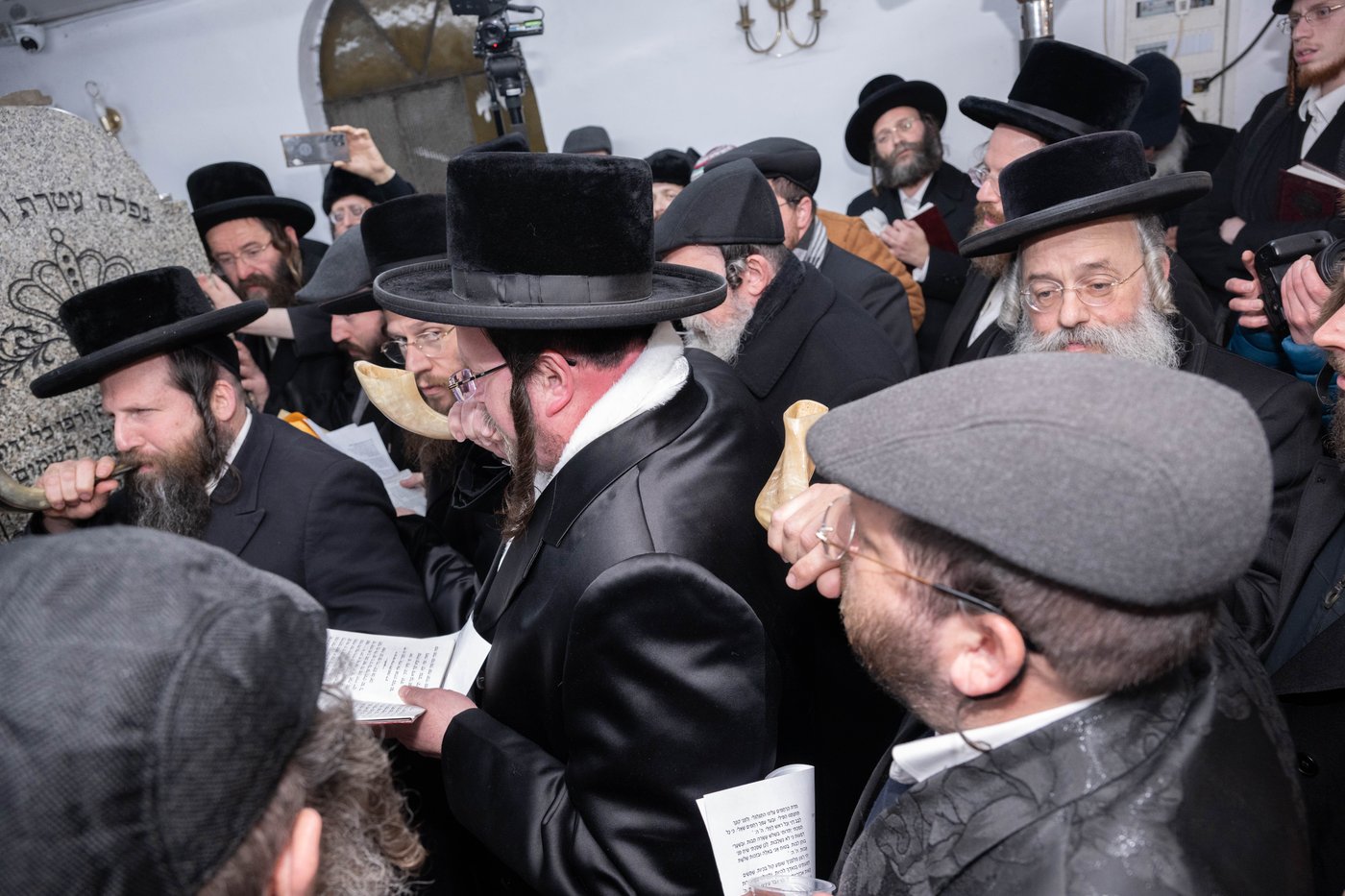 הילולת ה'בני יששכר' בדינוב