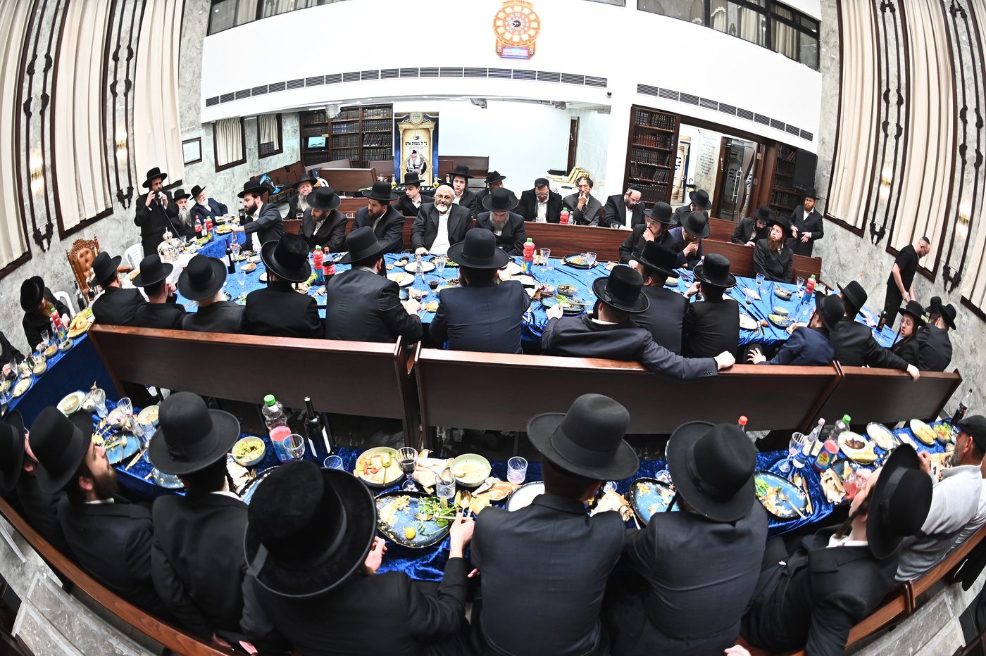 סיום מסכת בביהמ"ד מודז'יץ בביתר