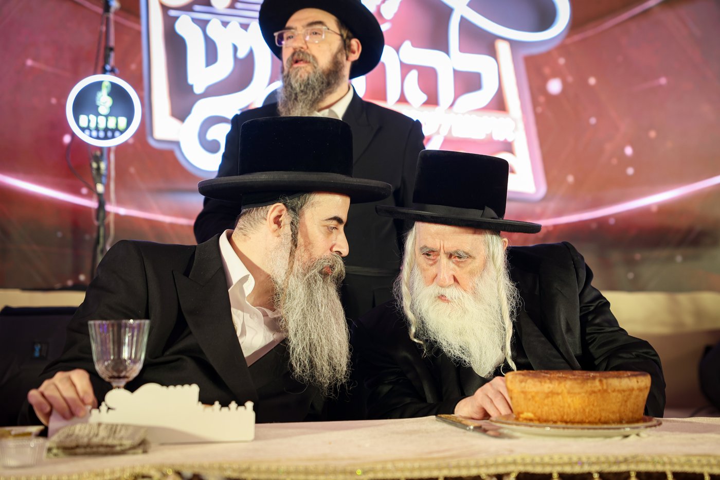 דינר להחיותינו במכנובקא בעלזא