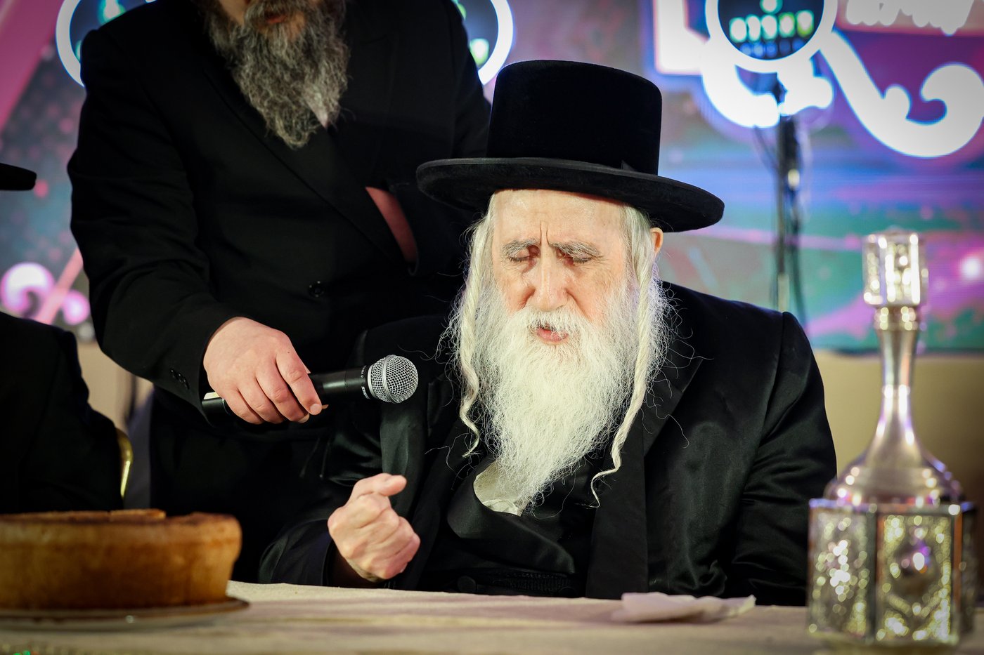 דינר להחיותינו במכנובקא בעלזא