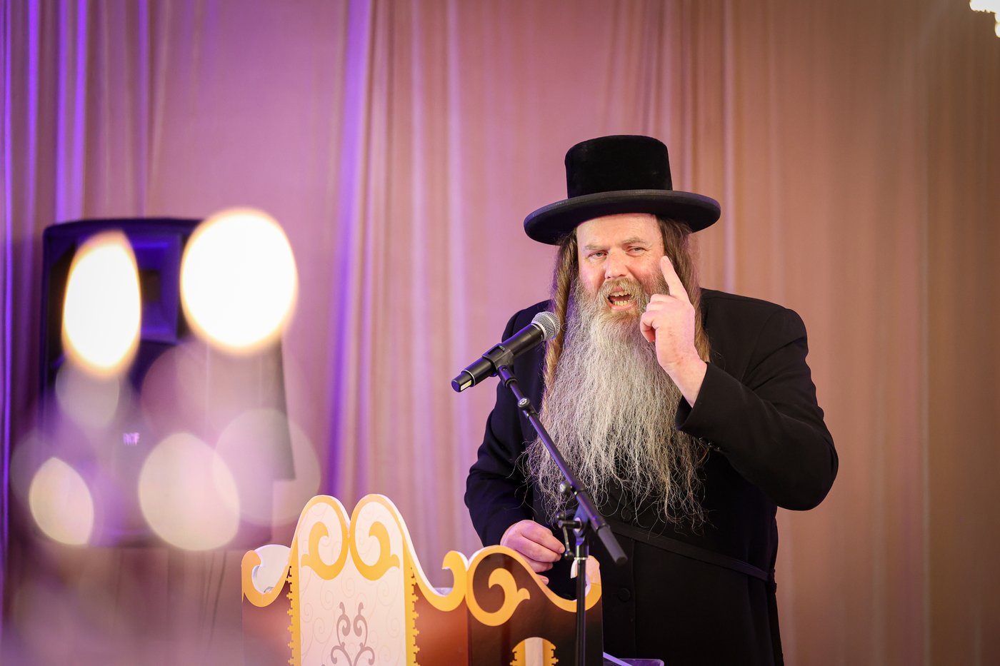 דינר להחיותינו במכנובקא בעלזא