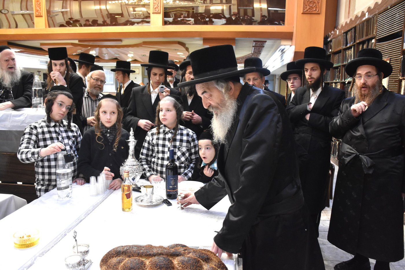 הילולא קדישא בלעלוב