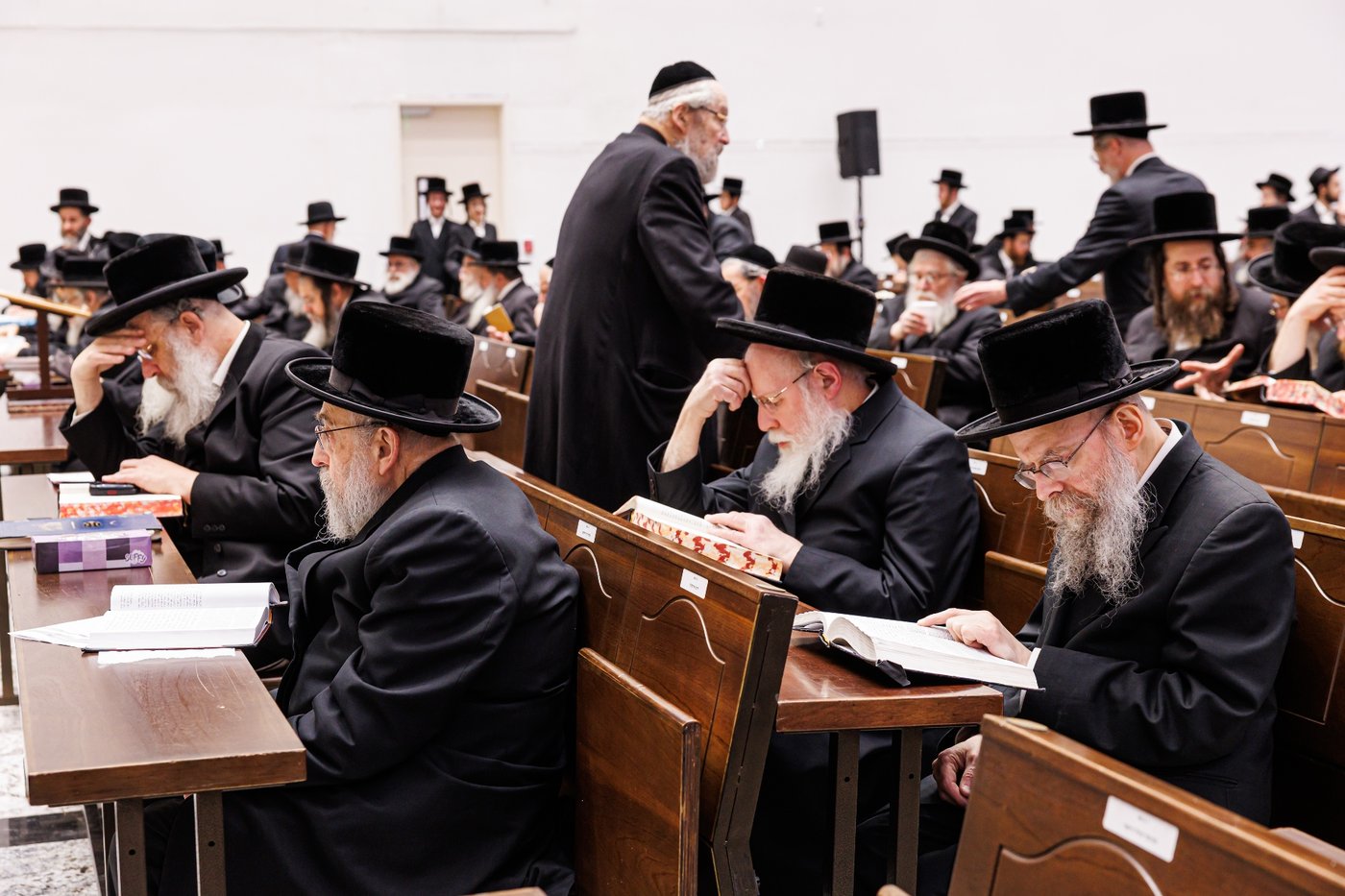 אסיפת התעוררות לרגל ימי השובבי"ם בחצה"ק באבוב 45