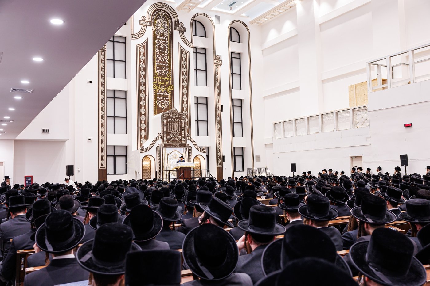 אסיפת התעוררות לרגל ימי השובבי"ם בחצה"ק באבוב 45