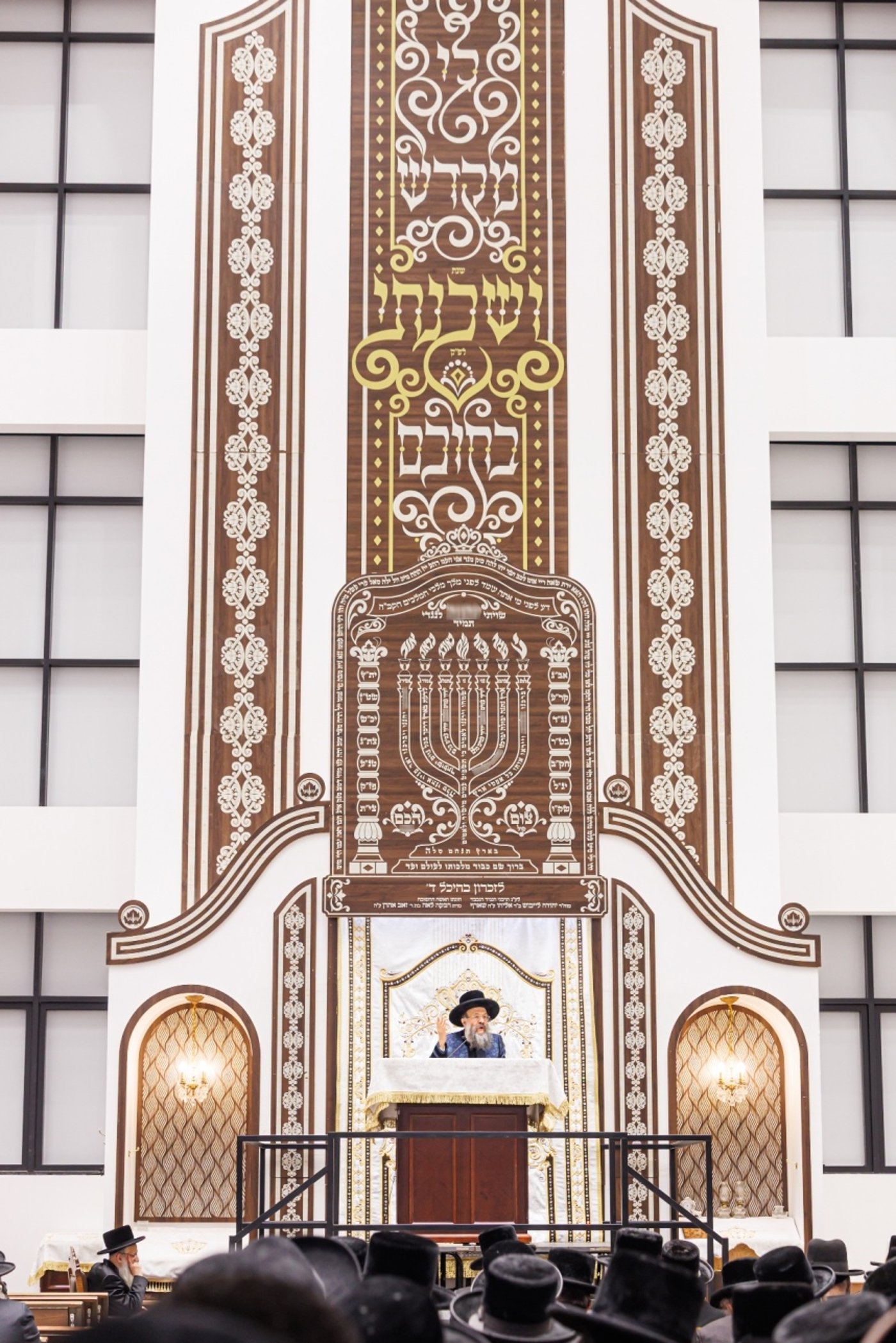 אסיפת התעוררות לרגל ימי השובבי"ם בחצה"ק באבוב 45