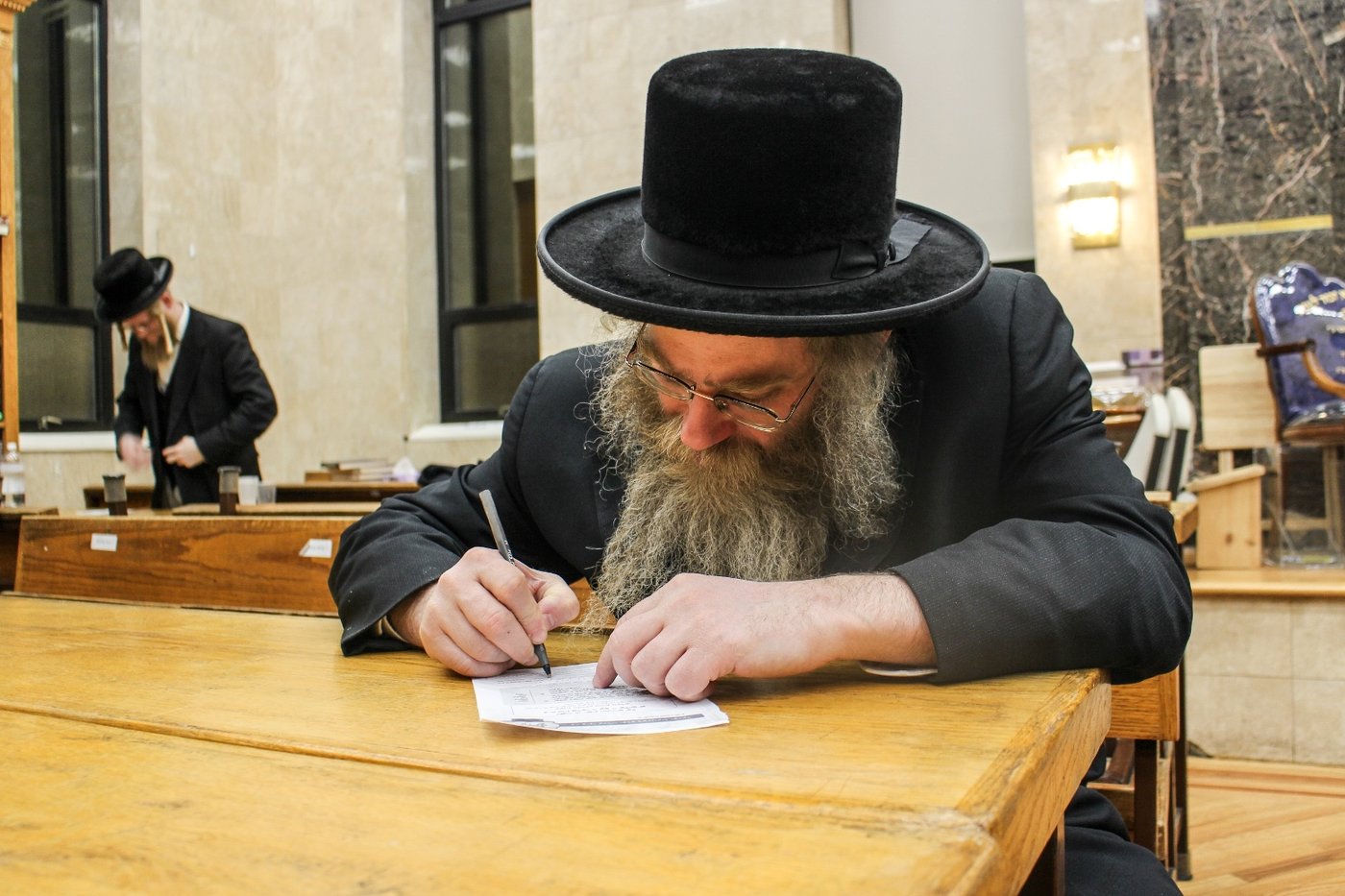 אסיפת התעוררות לרגל ימי השובבי"ם בחצה"ק באבוב 45