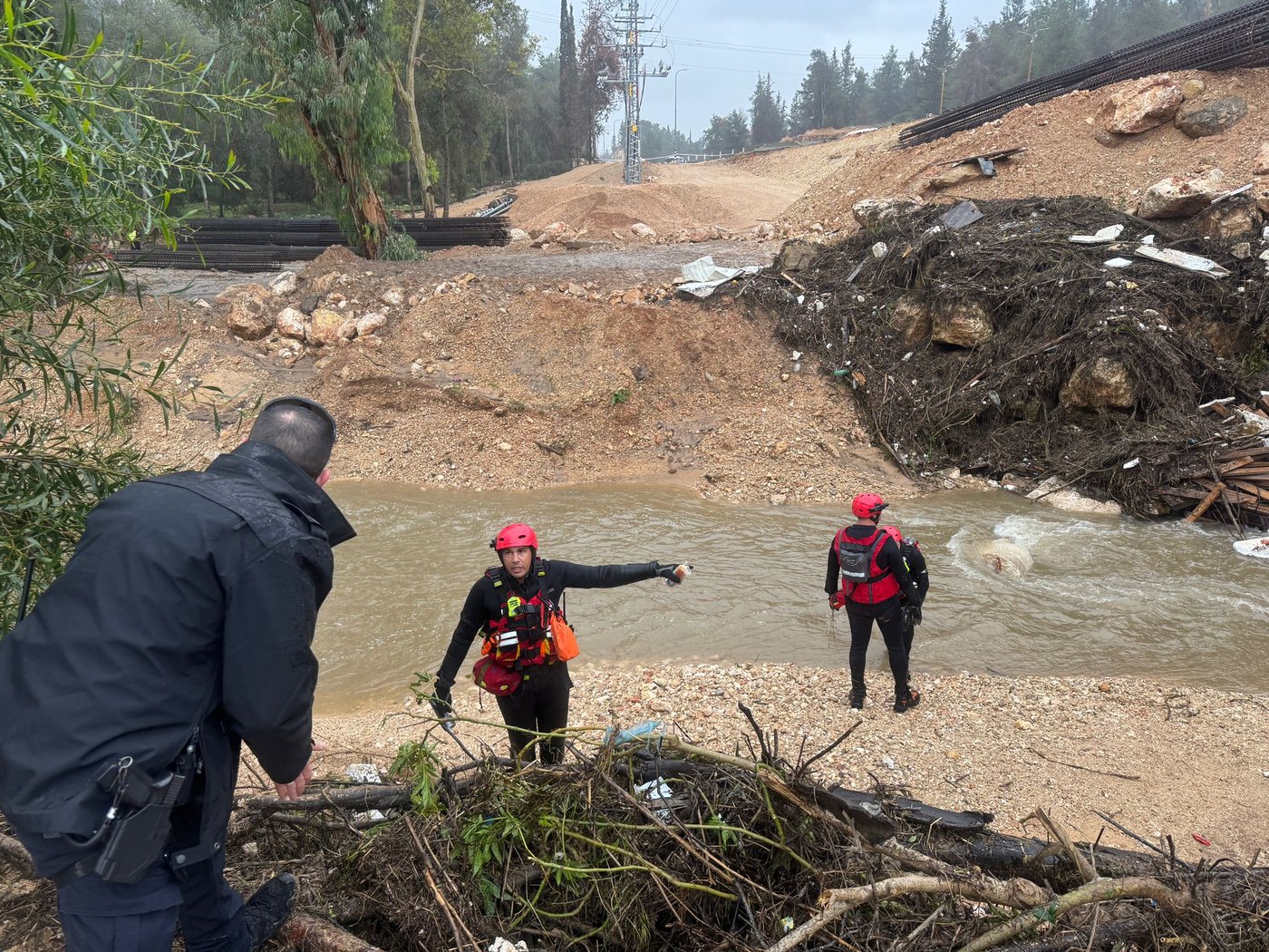 החיפושים אחר הנער, הבוקר
