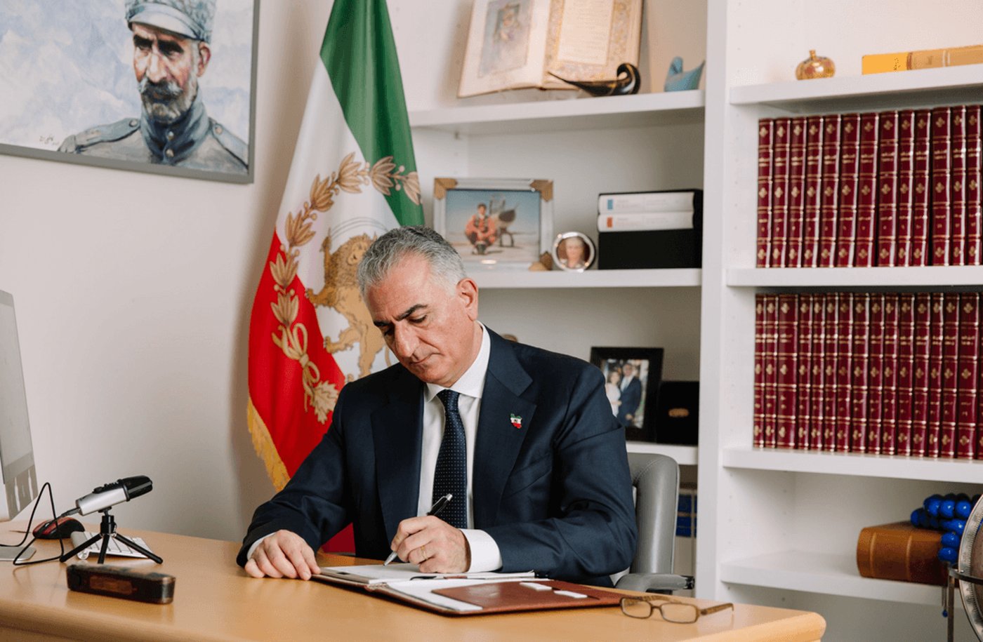 רזא כורש עלי פהלווי