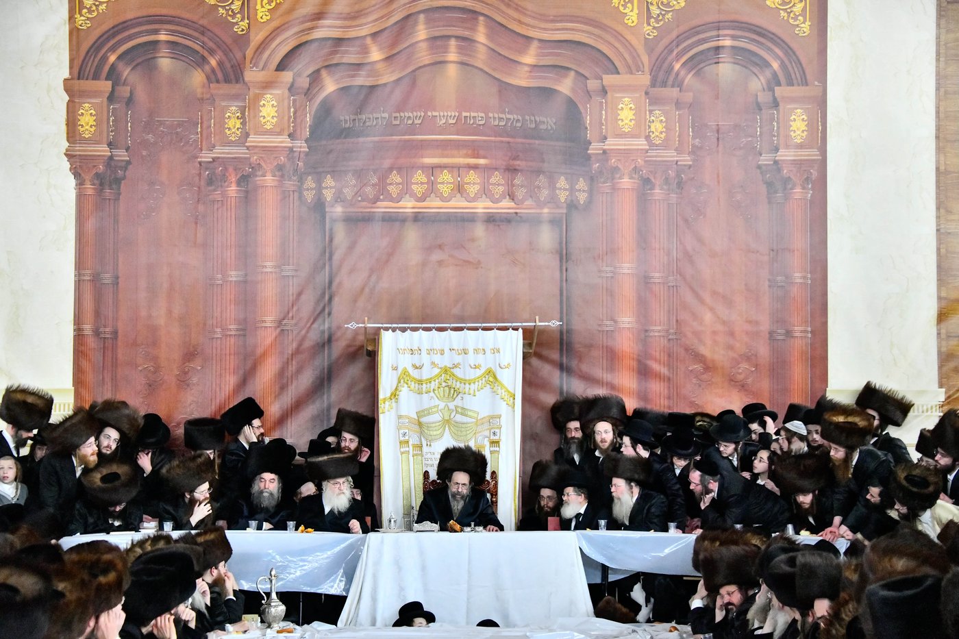 האדמו"ר מתולדות יהודה סטוטשין בב"ב