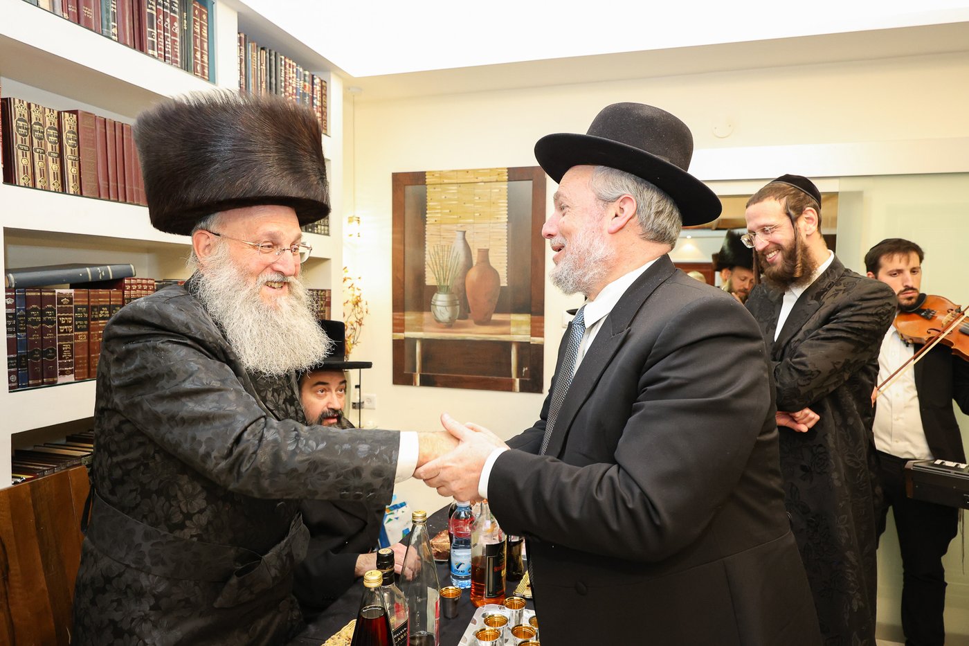 הכנסת ס"ת בויז'ניץ אלעד