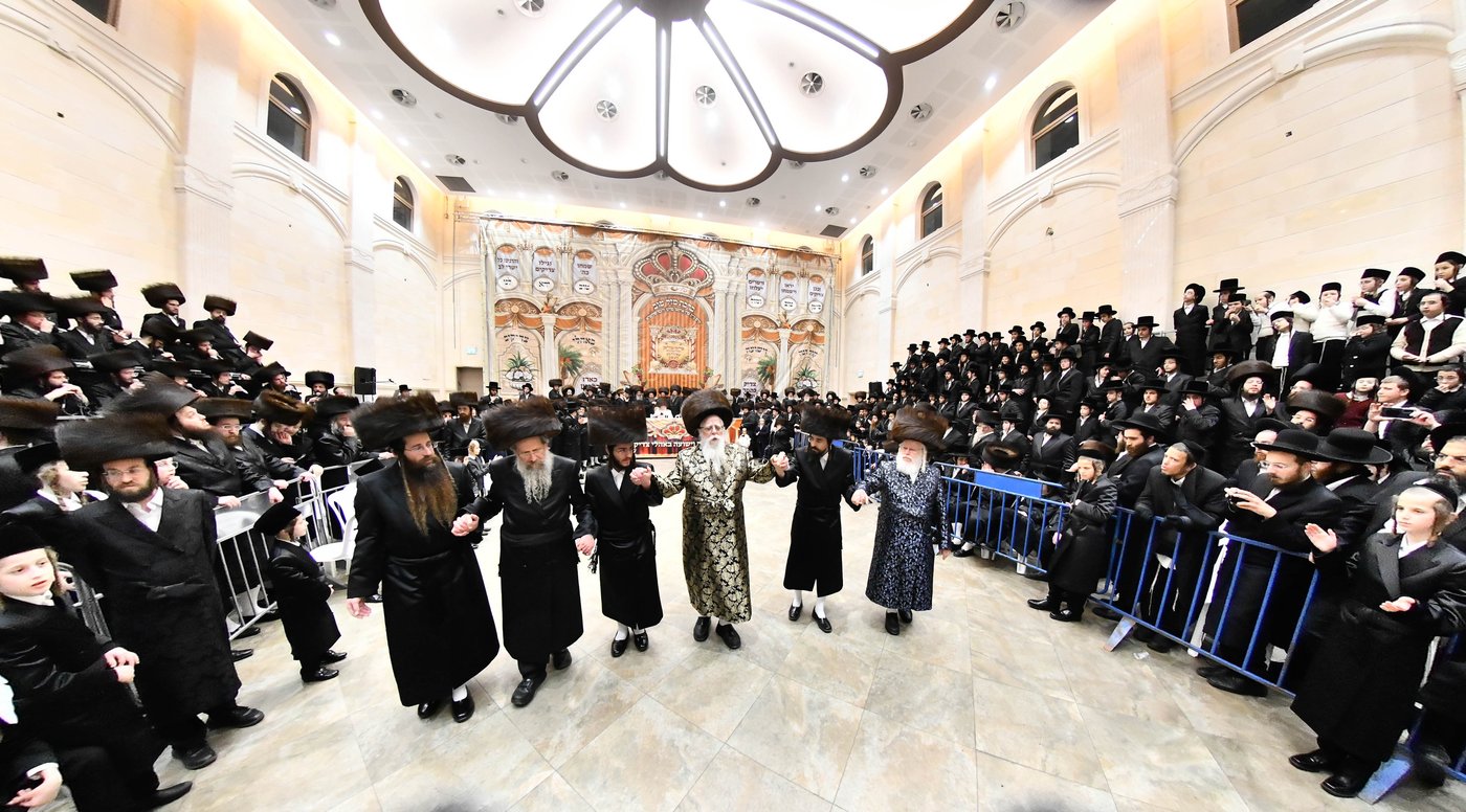 שמחת בית פרמישלאן - רחמסטריווקא - שאץ ויזניץ - לייטשיק