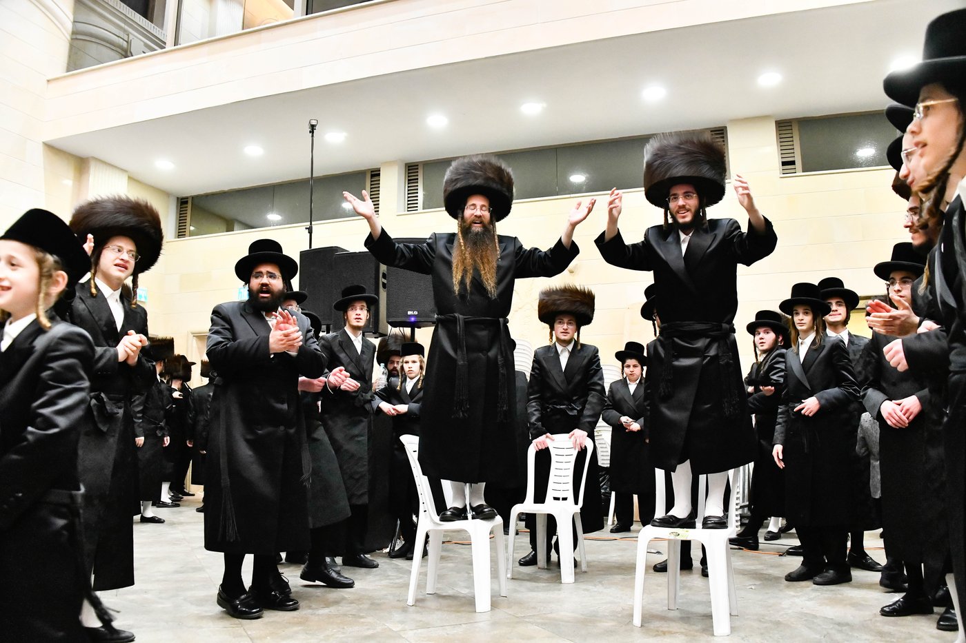 שמחת בית פרמישלאן - רחמסטריווקא - שאץ ויזניץ - לייטשיק