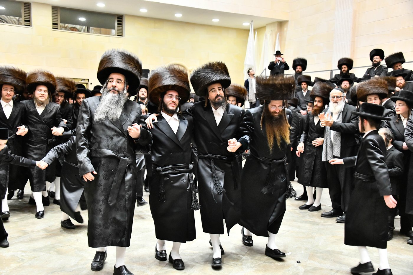 שמחת בית פרמישלאן - רחמסטריווקא - שאץ ויזניץ - לייטשיק