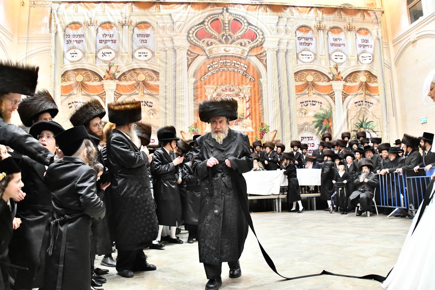 שמחת בית פרמישלאן - רחמסטריווקא - שאץ ויזניץ - לייטשיק