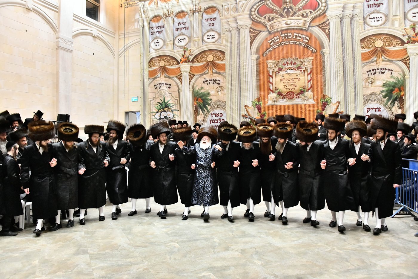 שמחת בית פרמישלאן - רחמסטריווקא - שאץ ויזניץ - לייטשיק