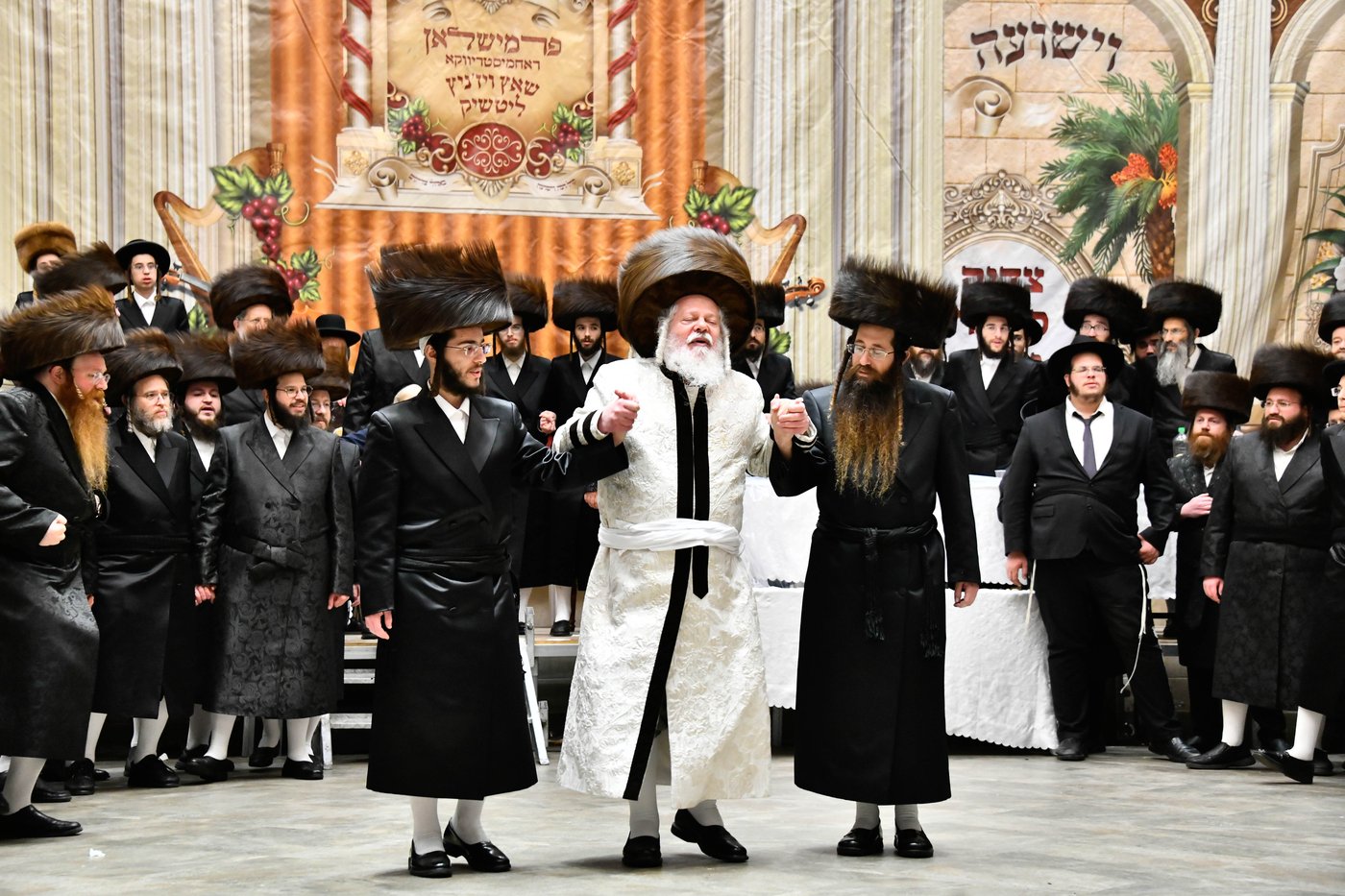 שמחת בית פרמישלאן - רחמסטריווקא - שאץ ויזניץ - לייטשיק