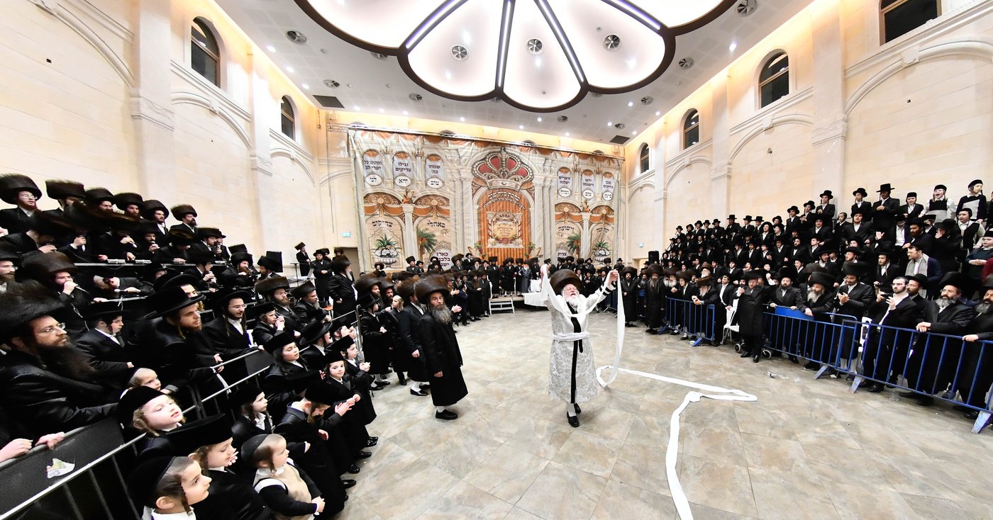 שמחת בית פרמישלאן - רחמסטריווקא - שאץ ויזניץ - לייטשיק