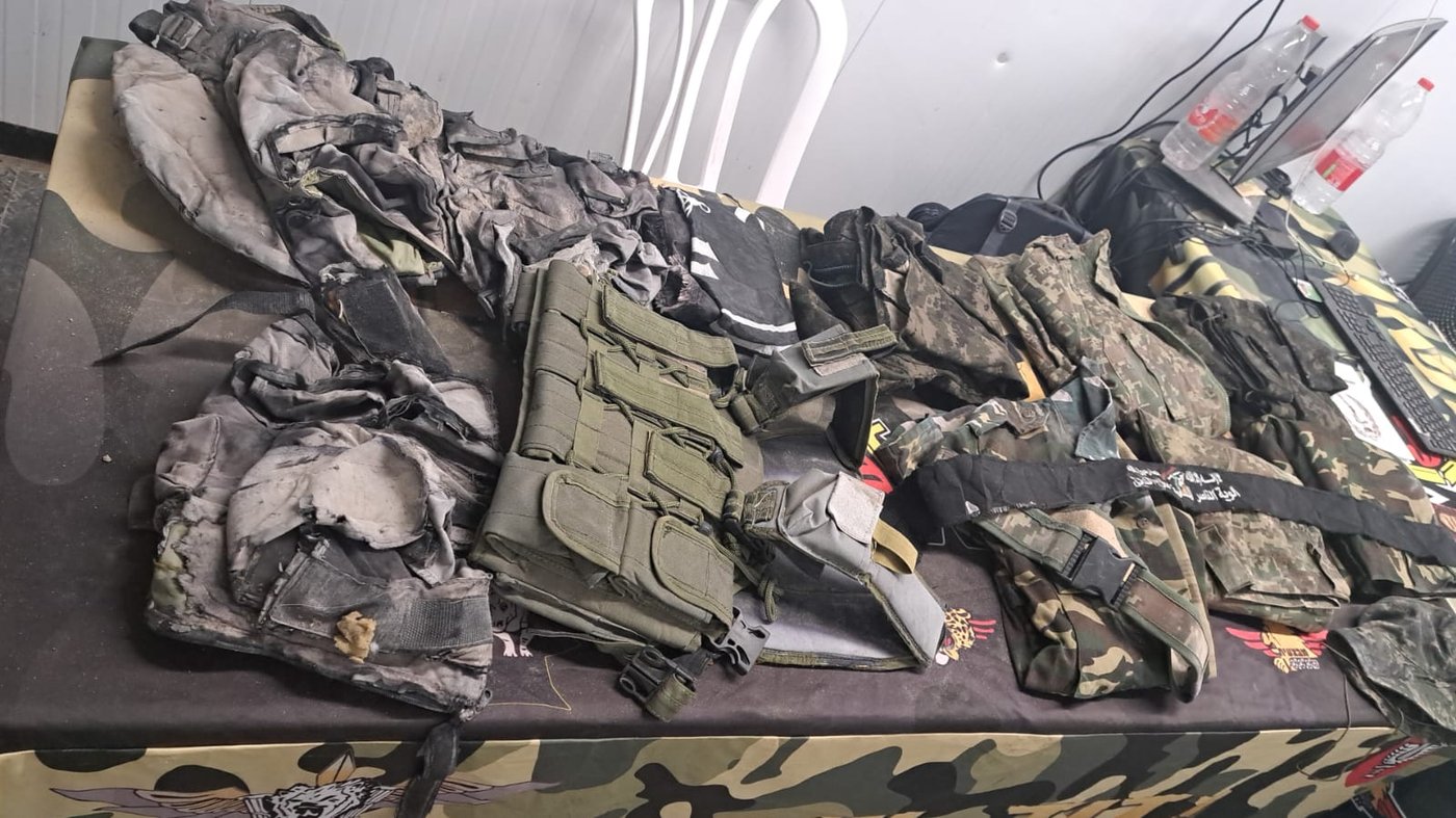  אמצעי לחימה וציוד של ארגון הטרור חמאס שנמצאו במרחב 