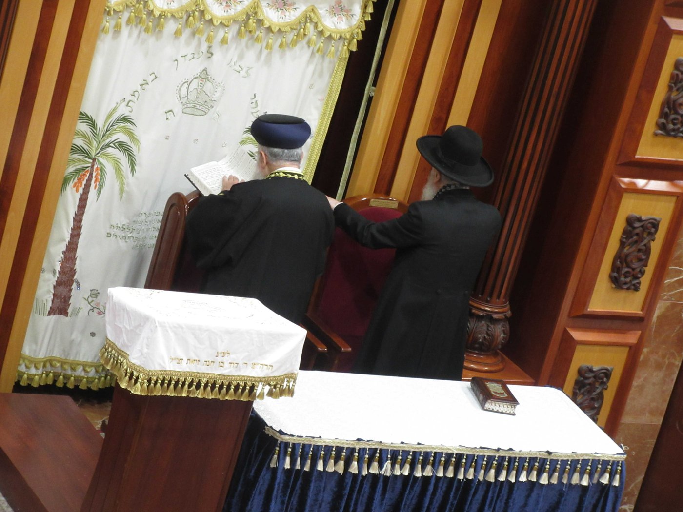 הראשל"צ הגר"י יוסף בביקור בישיבת 'באר יהודה' 