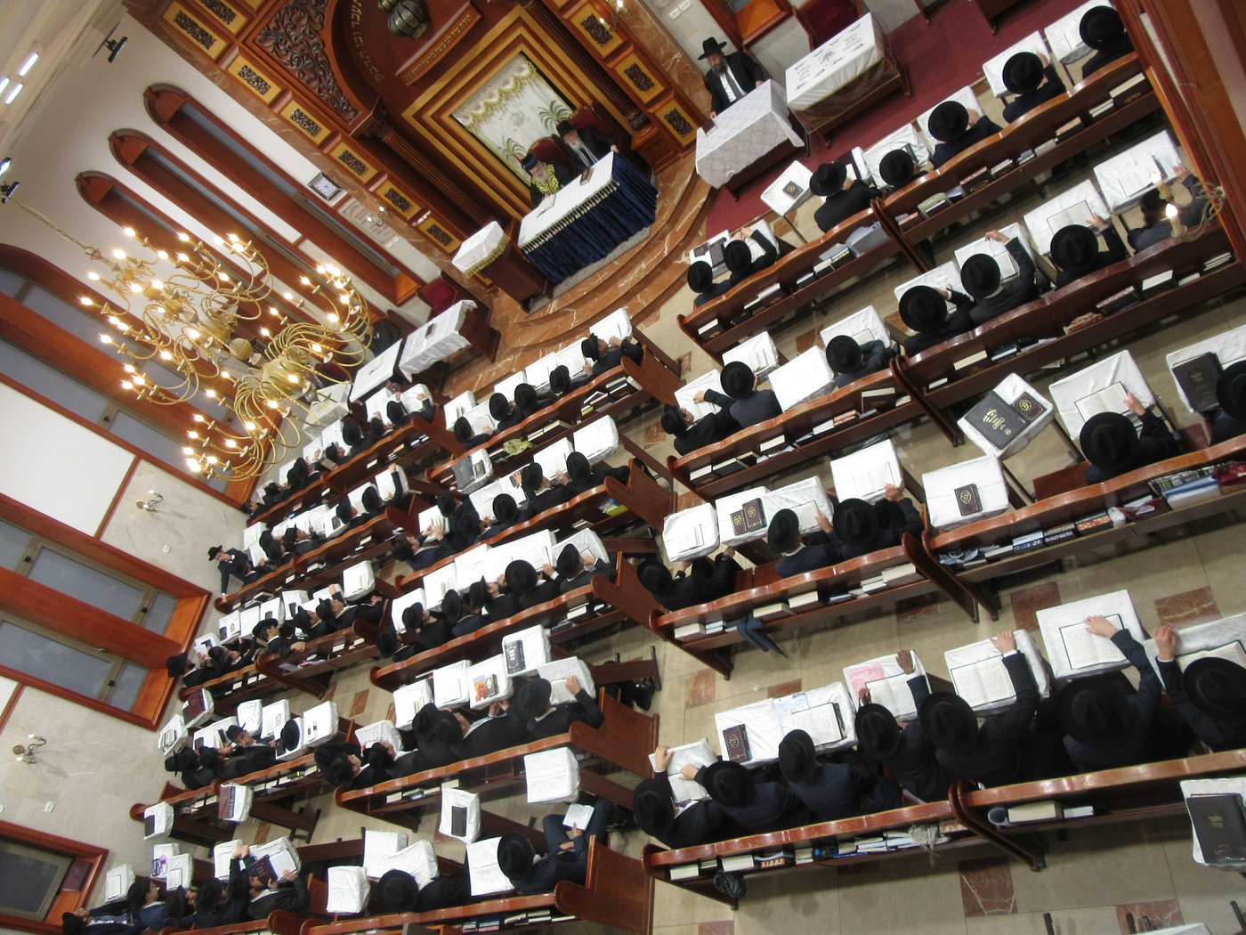 הראשל"צ הגר"י יוסף בביקור בישיבת 'באר יהודה' 