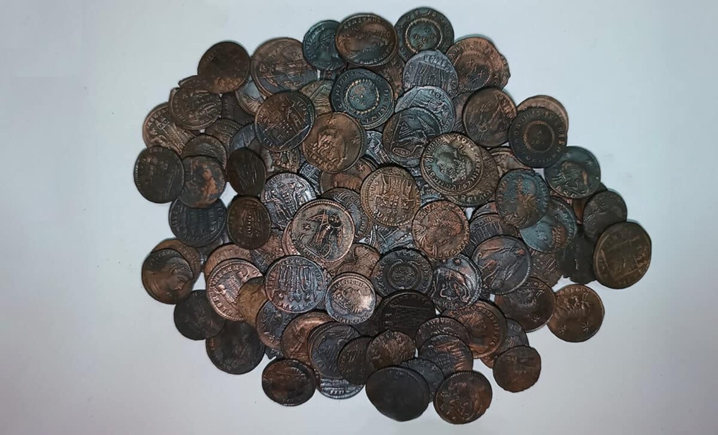 המטבעות לאחר ניקוי