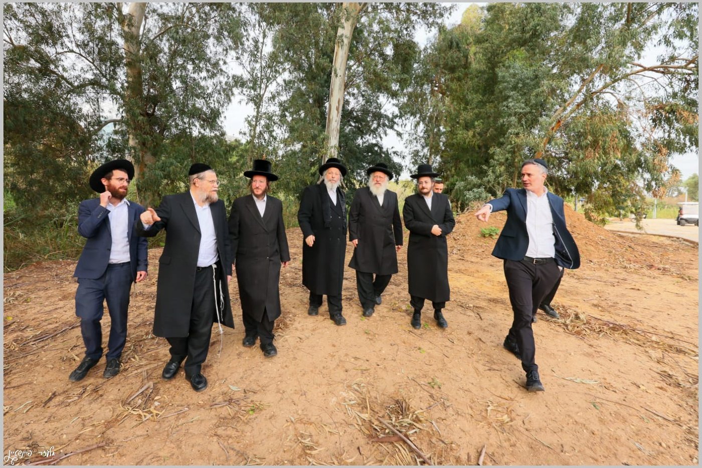 רבני בני ברק בסיור בפארק הענק בצפון העיר להקמת קו עירוב שבת
