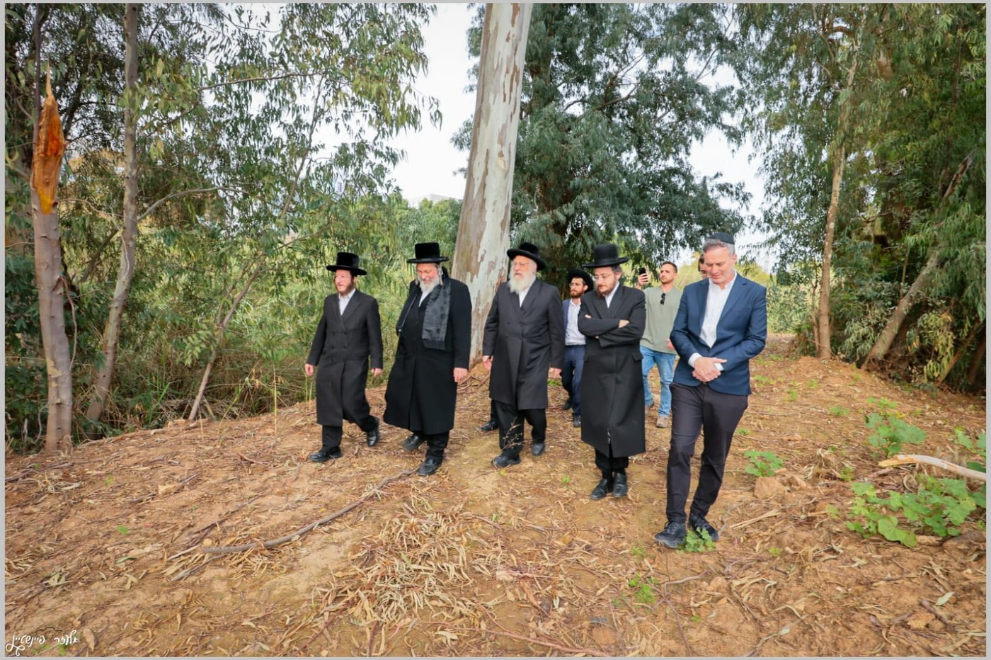 רבני בני ברק בסיור בפארק הענק בצפון העיר להקמת קו עירוב שבת