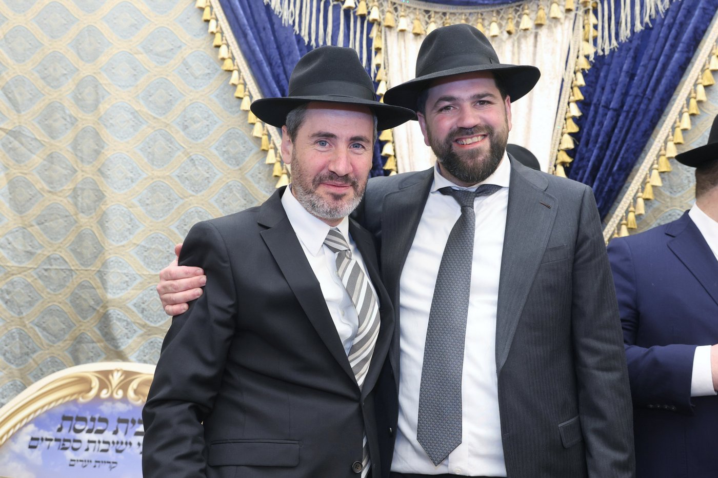 הכנסת ס"ת לחניכי הישיבות בטלז סטון