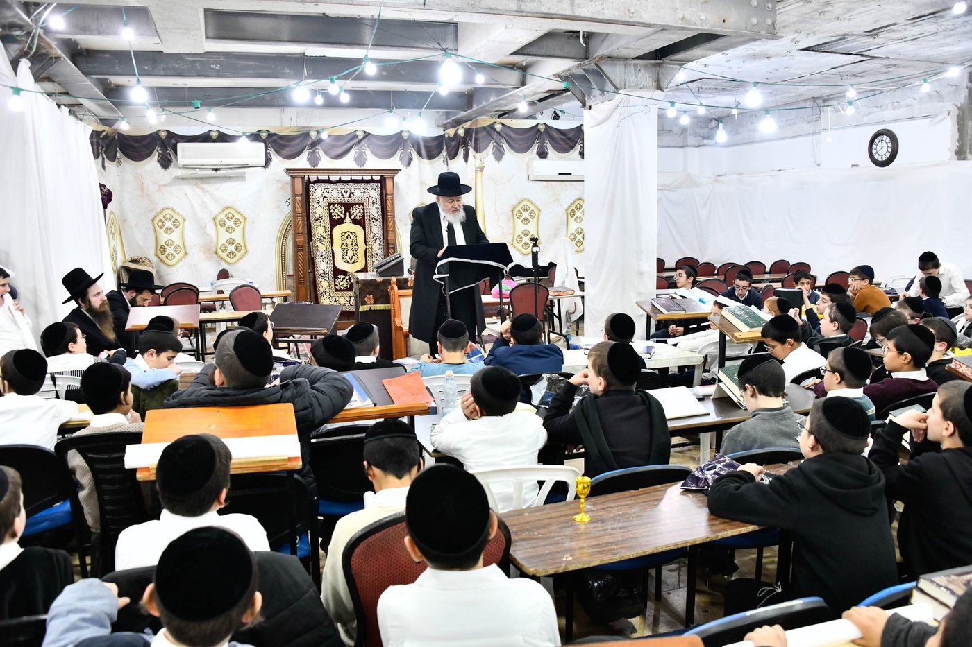 גדולי ישראל חיזקו את ילדי המשניות של קריית הרצוג