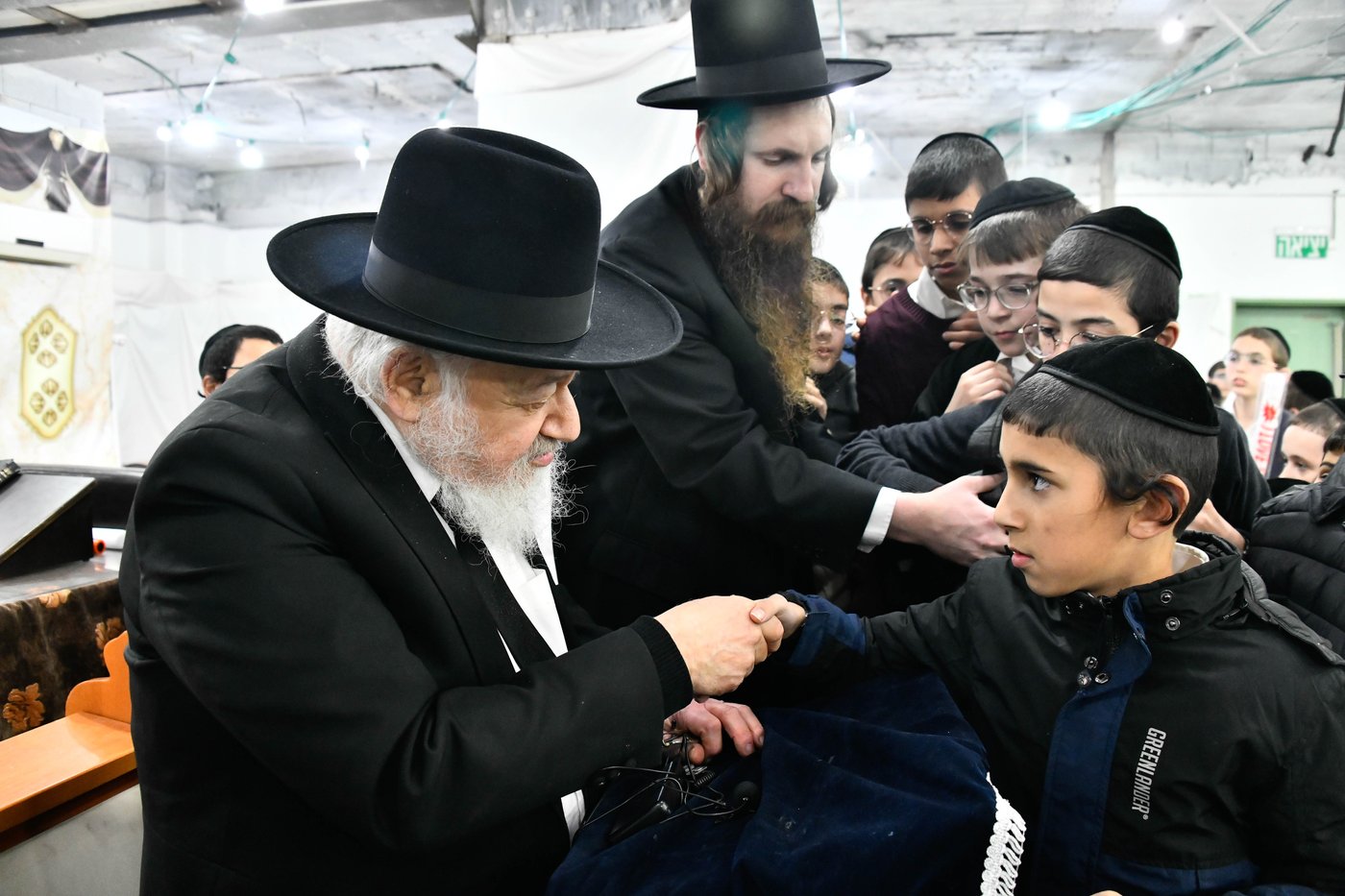 גדולי ישראל חיזקו את ילדי המשניות של קריית הרצוג