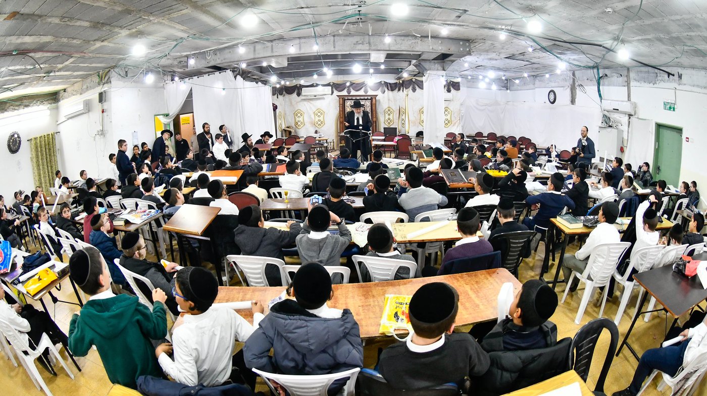 גדולי ישראל חיזקו את ילדי המשניות של קריית הרצוג