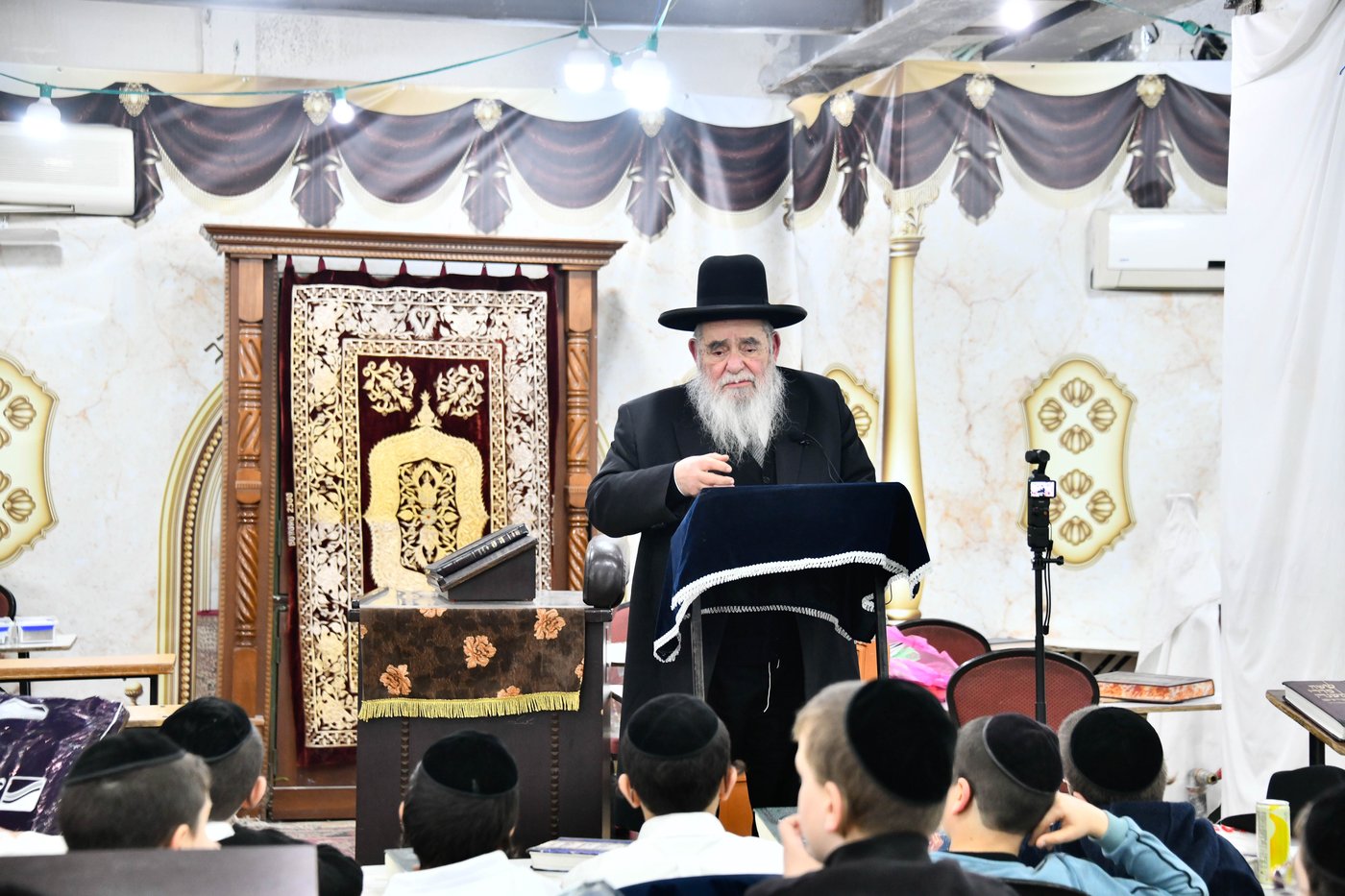 גדולי ישראל חיזקו את ילדי המשניות של קריית הרצוג